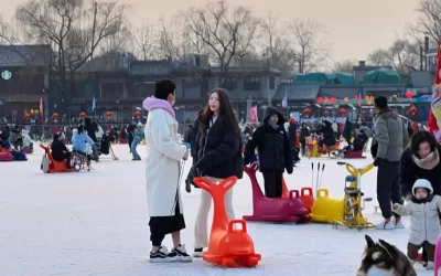 “獨家爆料：王大陆與神秘新女友在什刹海甜蜜滑冰，愛情互動甜蜜溢出畫面!”